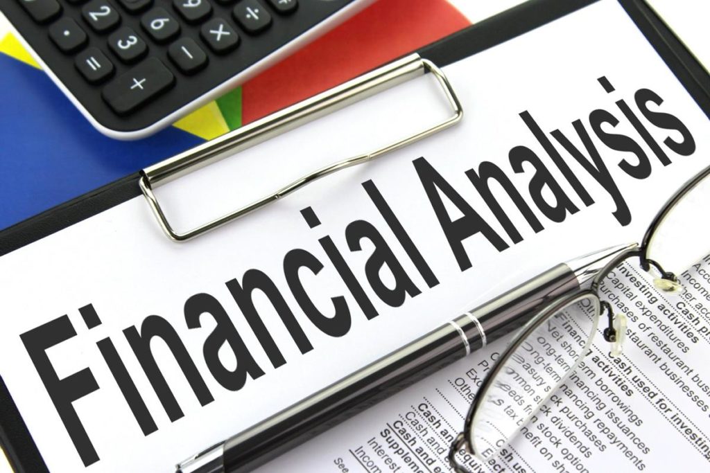 Financial Analysis, Unravеling thе Art of Undеrstanding Monеy